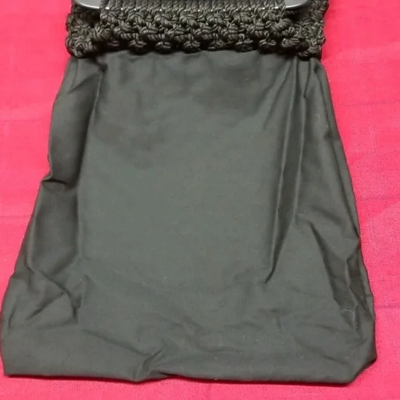 Vintage 70s Boho Handmade Macrame Crochet Purse D-Hoop Handles Lined w/ Pockets - Picture 6 of 12